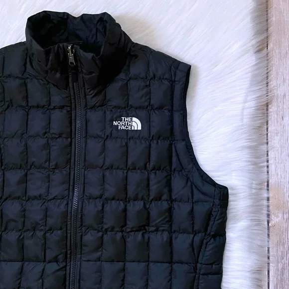 The North Face Women’s ThermoBall Insulated Black Vest - Picture 4 of 10
